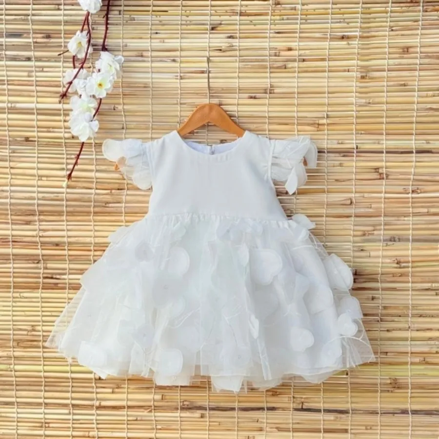 پیراهن بچگانه