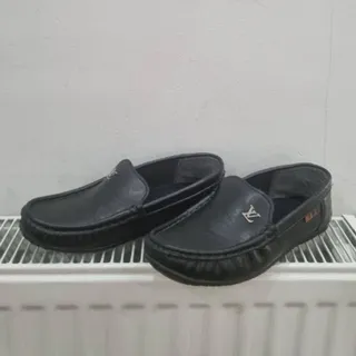 کفش کالج بچگانه