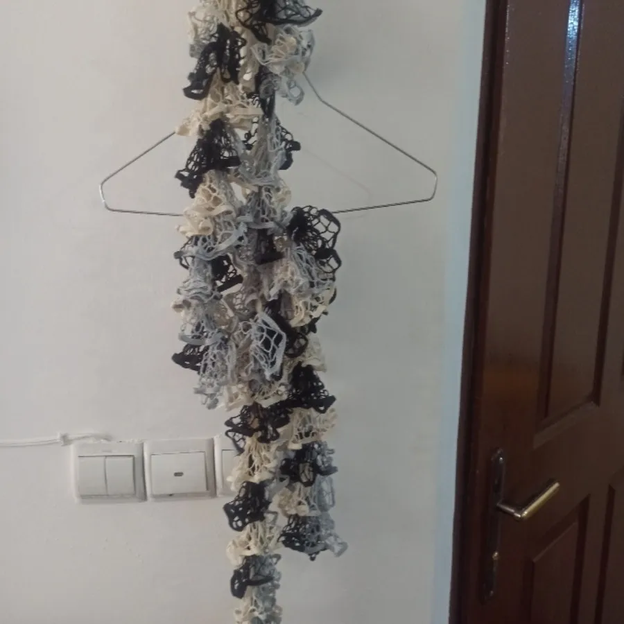 شال یادورگردنی