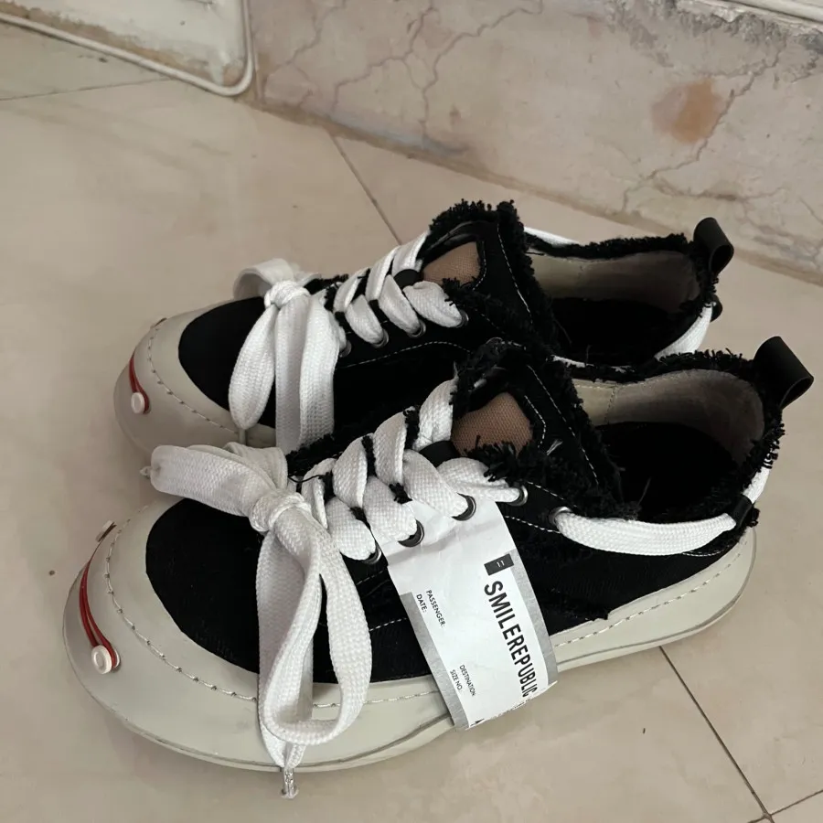 کفش کتونی سایز 37