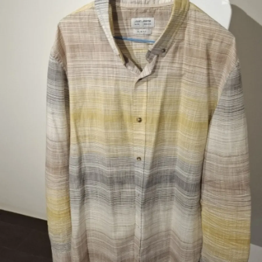 پیراهن مردانه