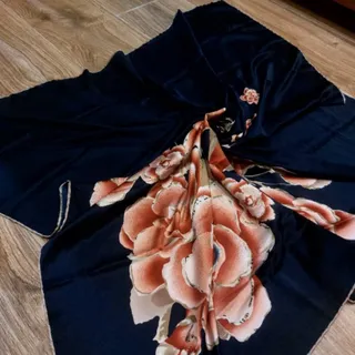 روسری ساتن ابریشم Dior