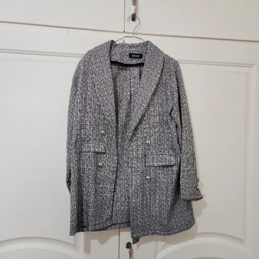 مانتو برند جعفری