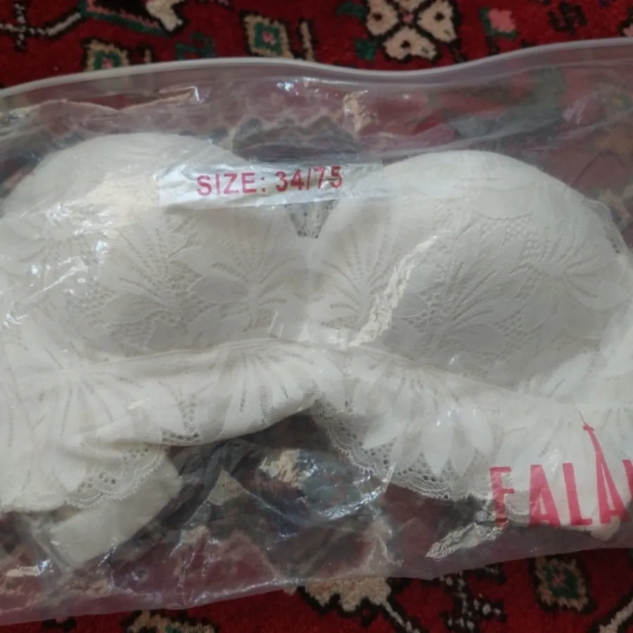 سوتین سایز 75 کوچیک