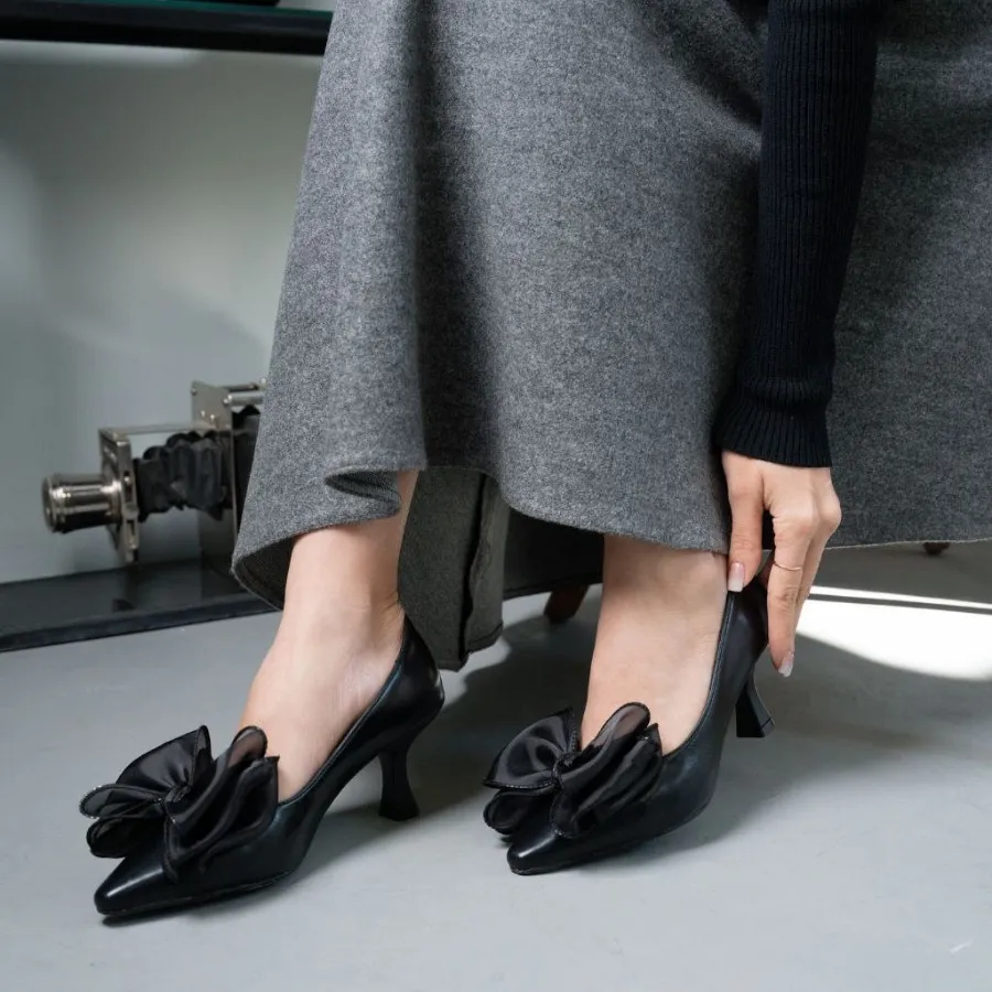 کفش پاپیونی