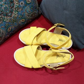 صندل لژدار زرد