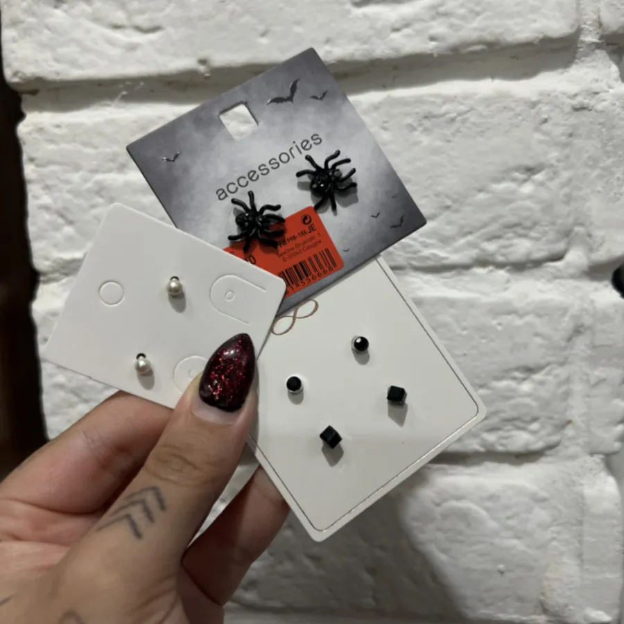 حراج گوشواره های اروپایی