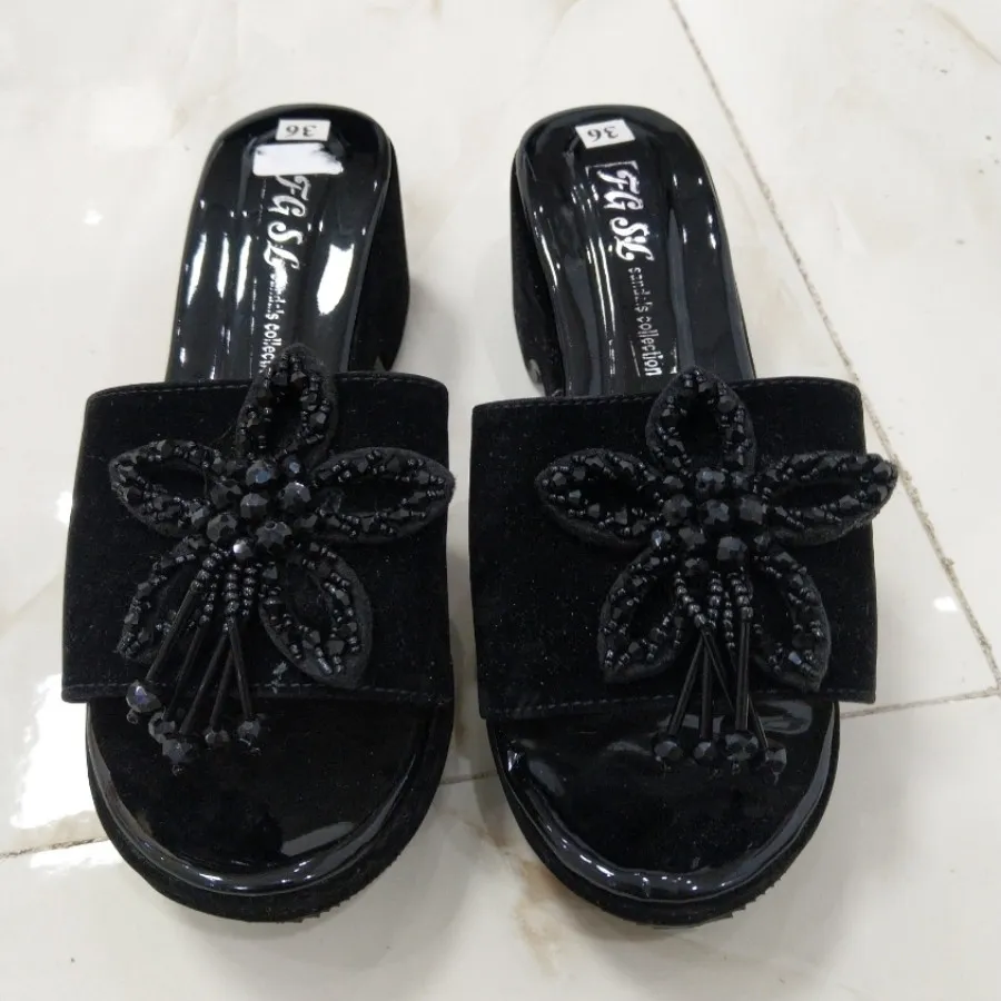 صندل مجلسی مشکی