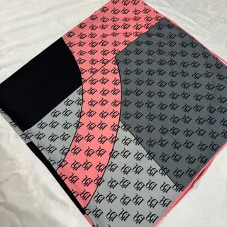 روسری طرح دیور