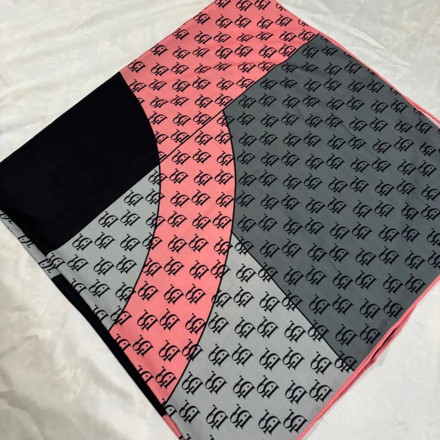 روسری طرح دیور