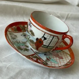 فنجان و نعلبکی ژاپنی باکس