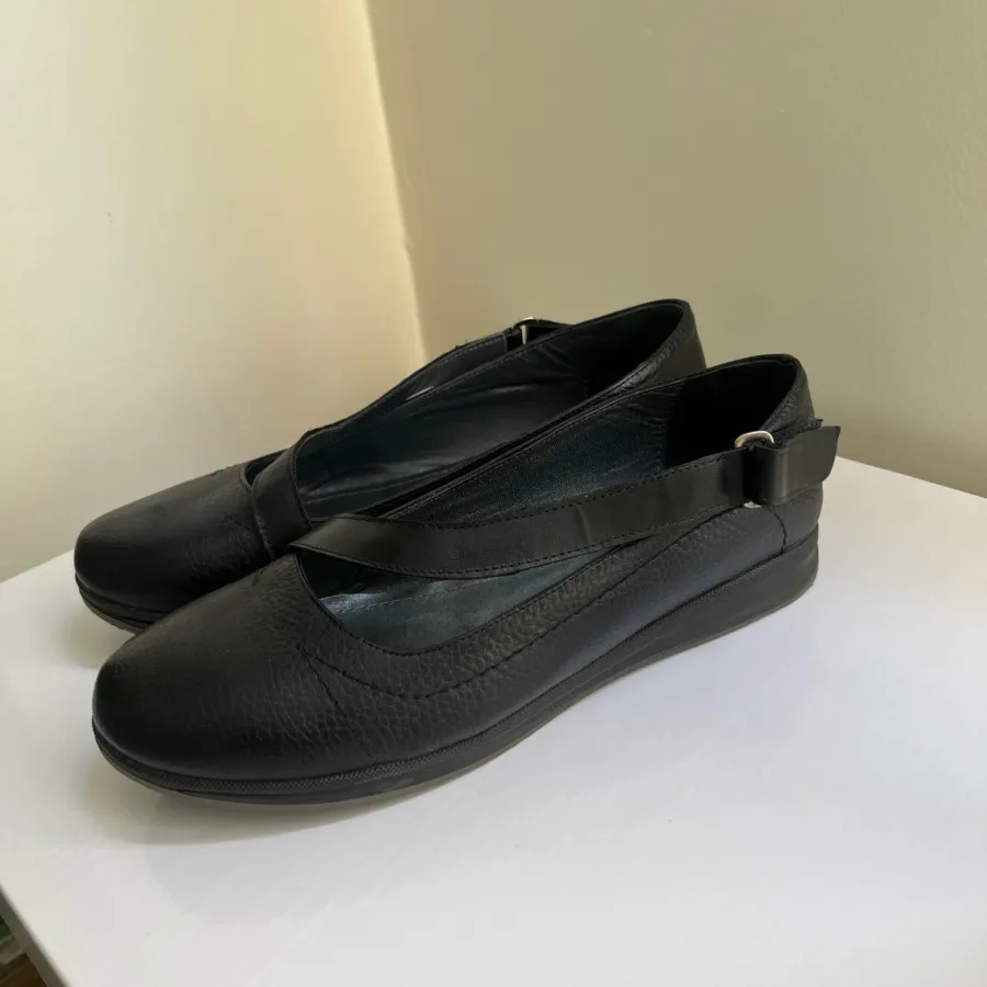 کفش طبی چرم وحید