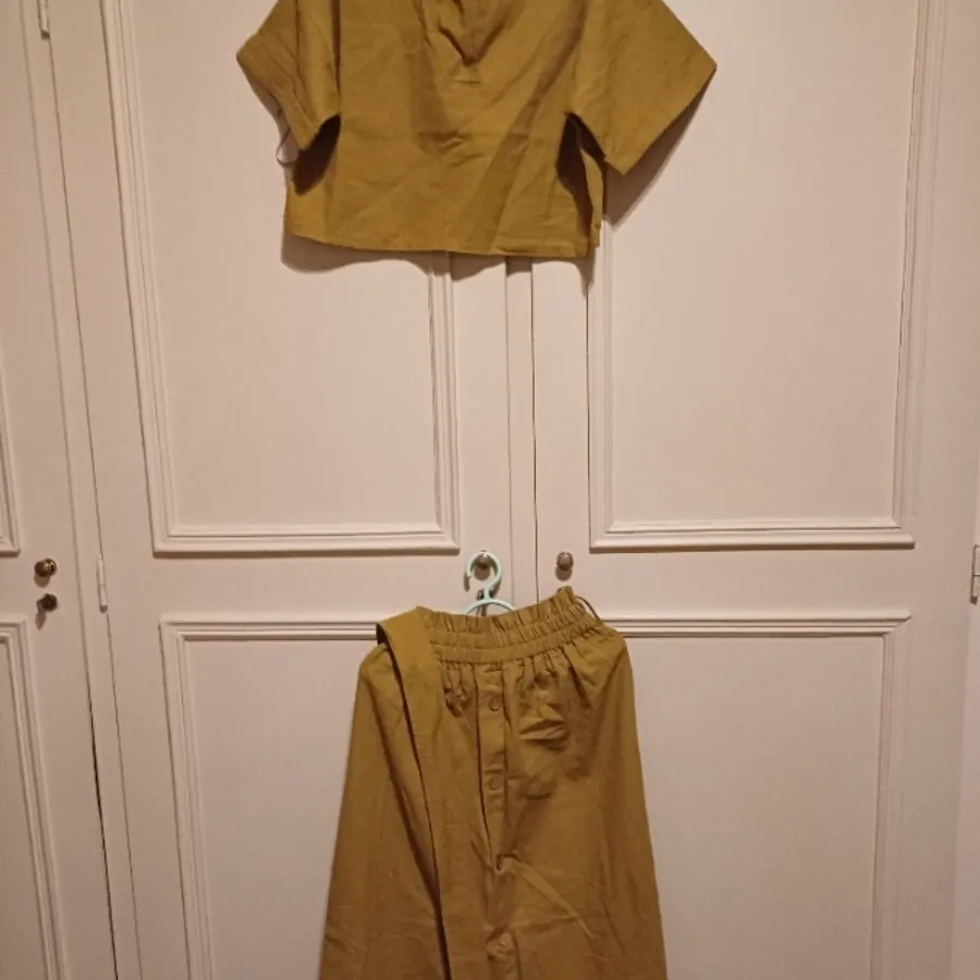 ست کت و دامن