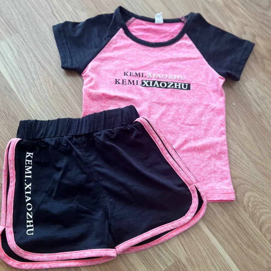 تیشرت و شلوارک بچگانه