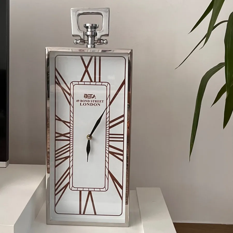 ساعت رومیزی