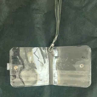 کیف پول شفاف