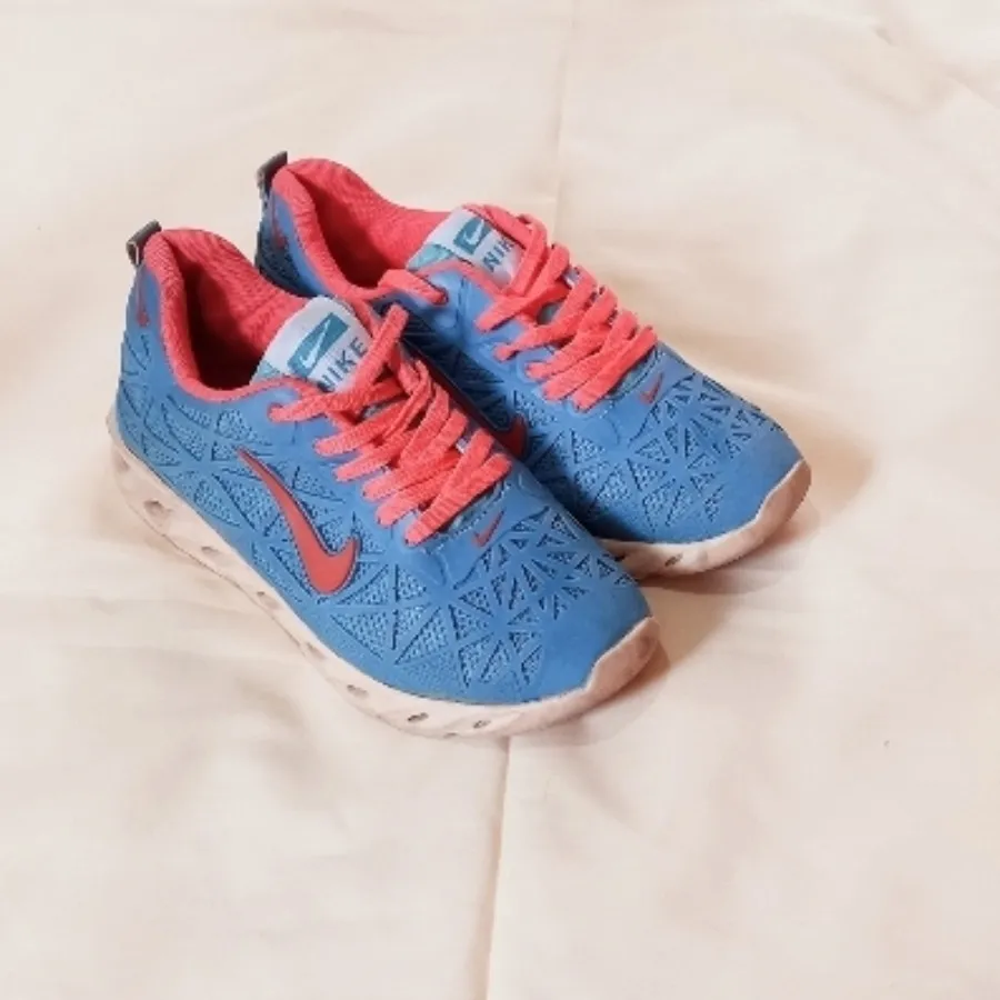 کتونی ضدآب پیاده روی کمپ