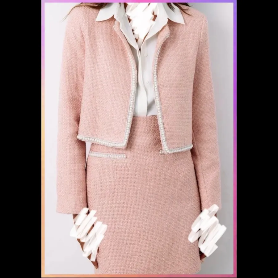 کت و دامن زنانه