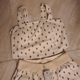 نیم تنه و شلوار