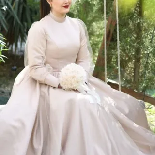 لباس عقد مجلسی