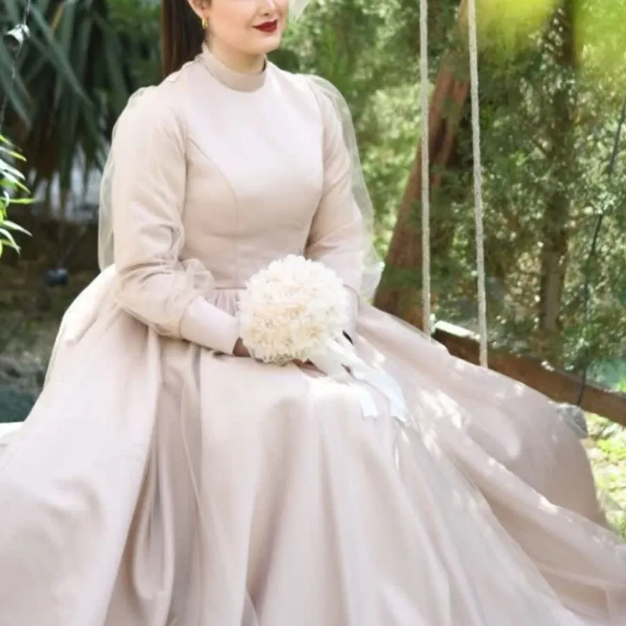 لباس عقد مجلسی