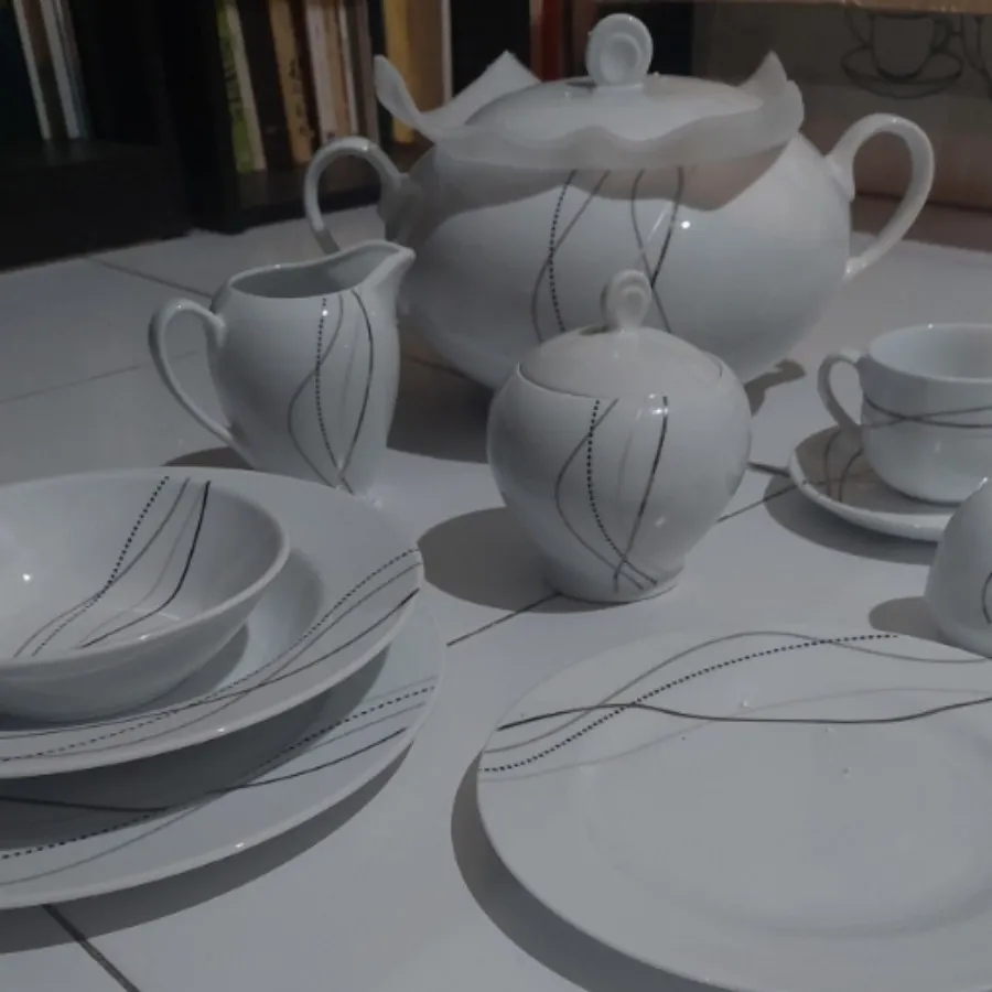 سرویس چینی 76 پارچه