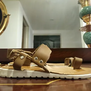 صندل مینیمال و مدرن