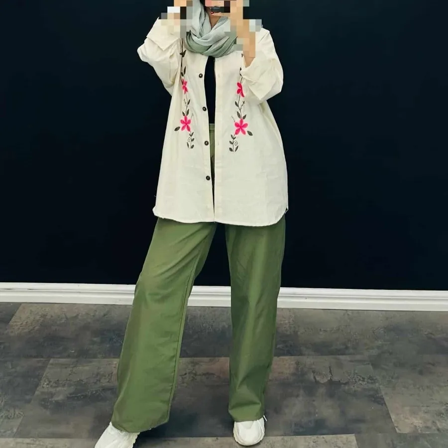 ست مانتو و شلوار گلدوزی