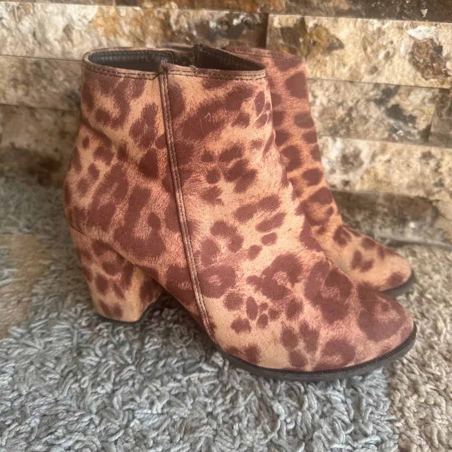 نیم بوت زنانه