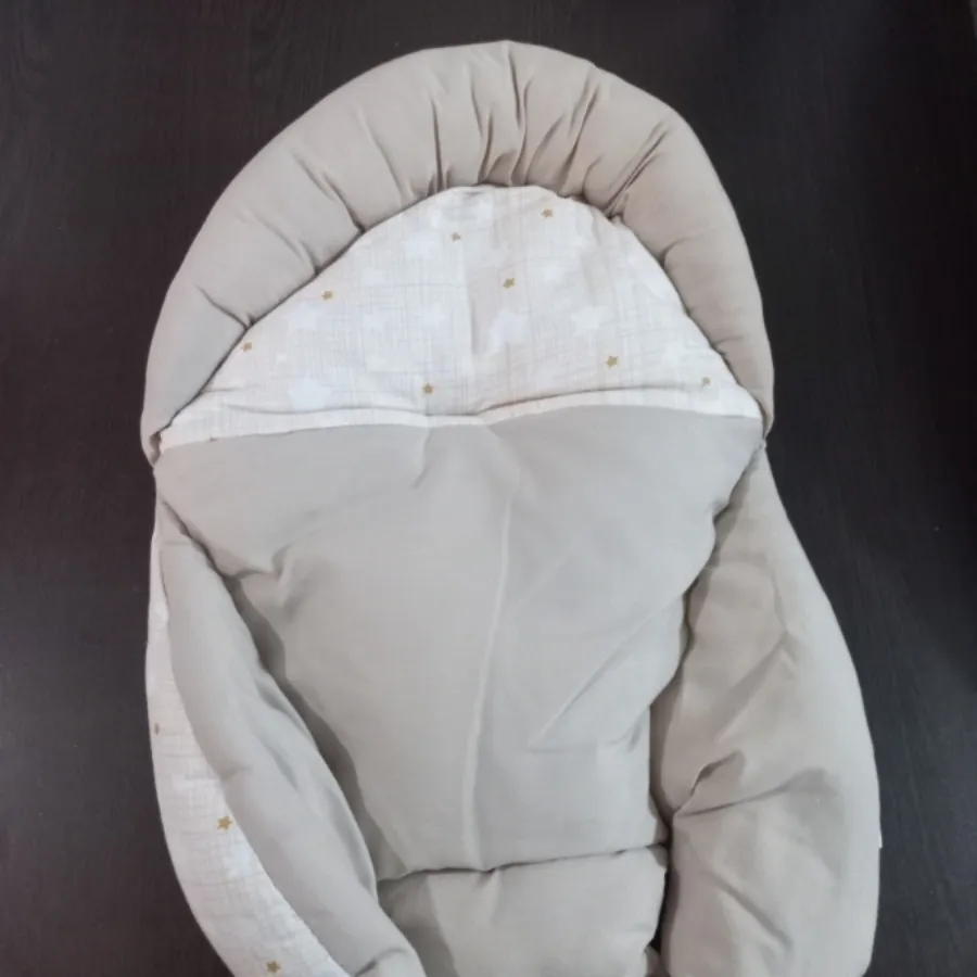 اغوشی نوزاد