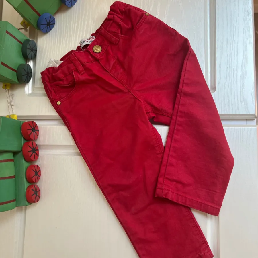 شلوار بچگانه