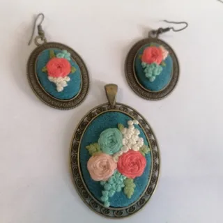 نیم ست گلدوزی فیروزه ای