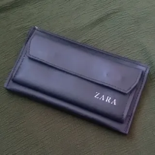 کیف پاسپورتی زارا