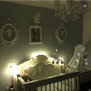 قاب گچ بری و فرشته