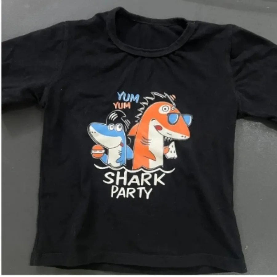 تیشرت مشکی بچگانه