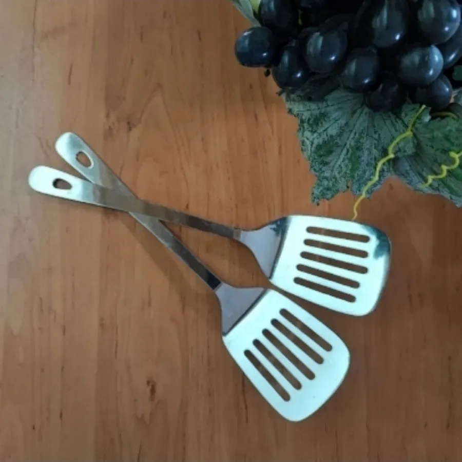 دو عدد کفگیر استیل ضخیم