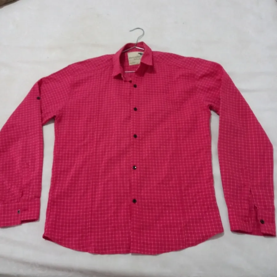 پیراهن مردانه