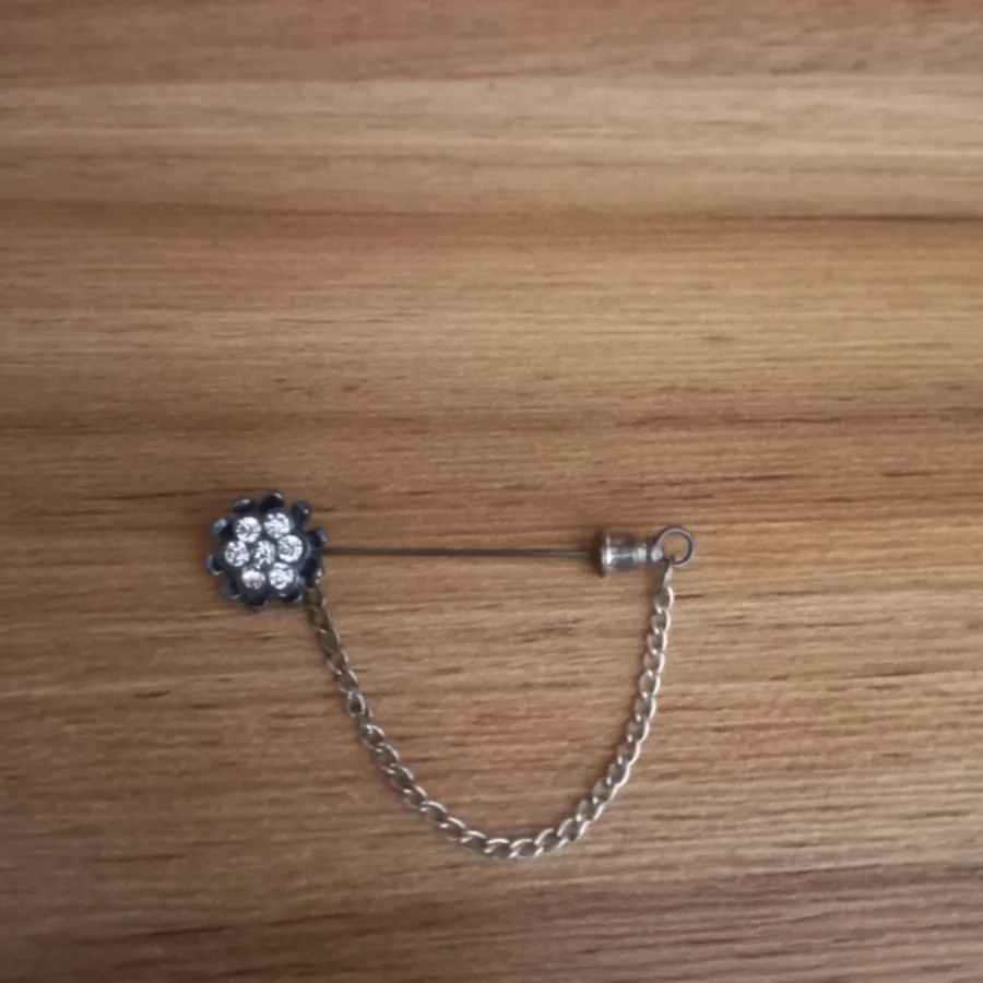 سنجاق روسری