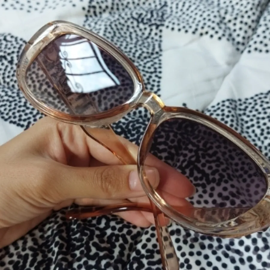 عینک آفتابی