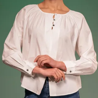 شومیز سفید