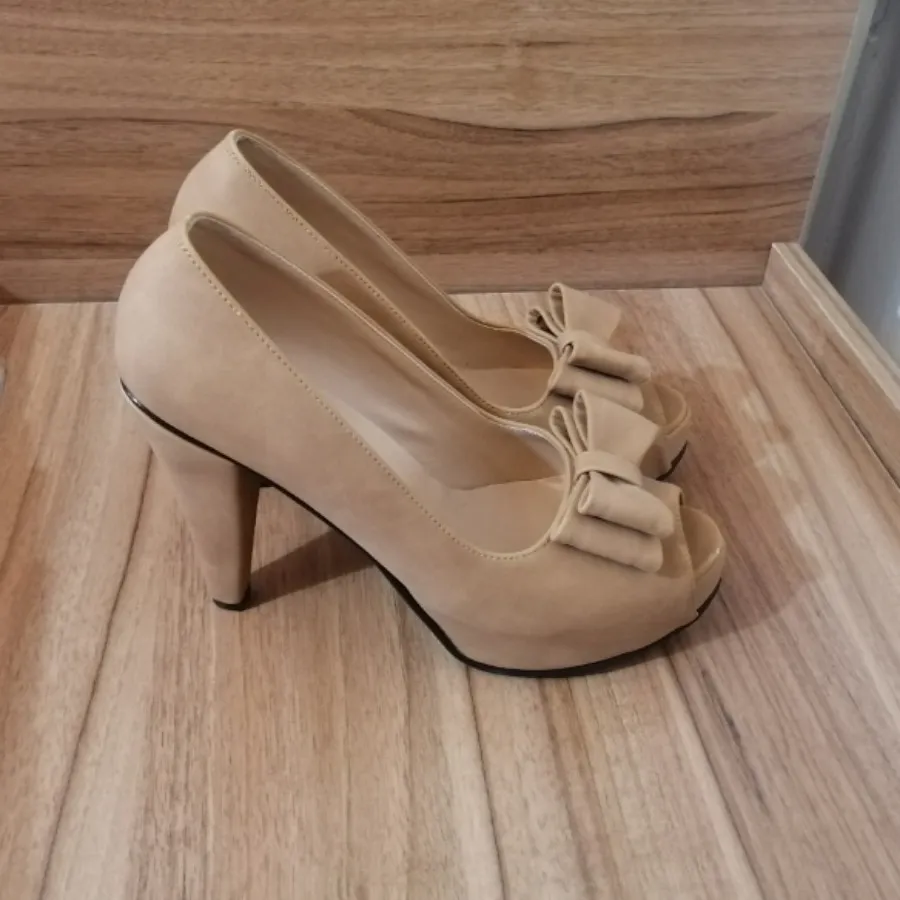 کفش پاشنه بلند نسکافه ای