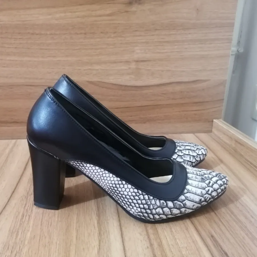 کفش پوست ماری