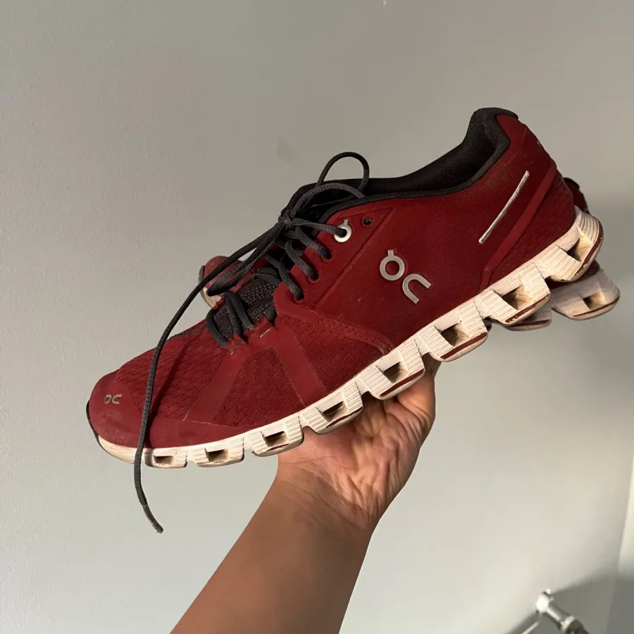 کتونی برند on