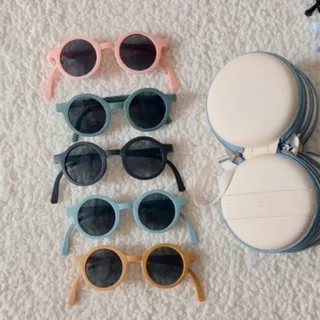 عینک آفتابی بچگانه با کیف