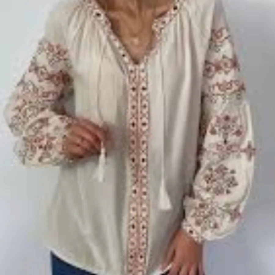 شومیز گل دوزی شده‌ ترک