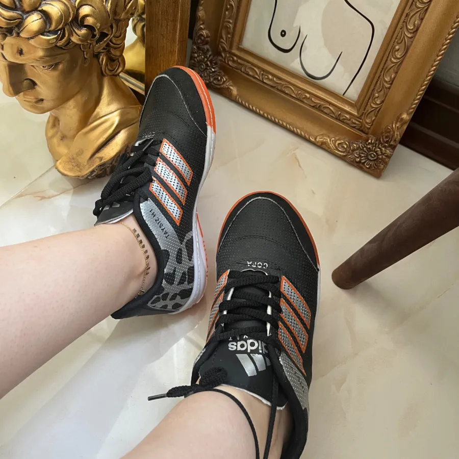 کفش اسپرت طرح ادیداس