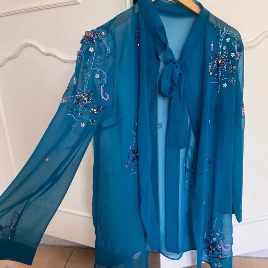 شومیز حریر سنگ دوزی شده