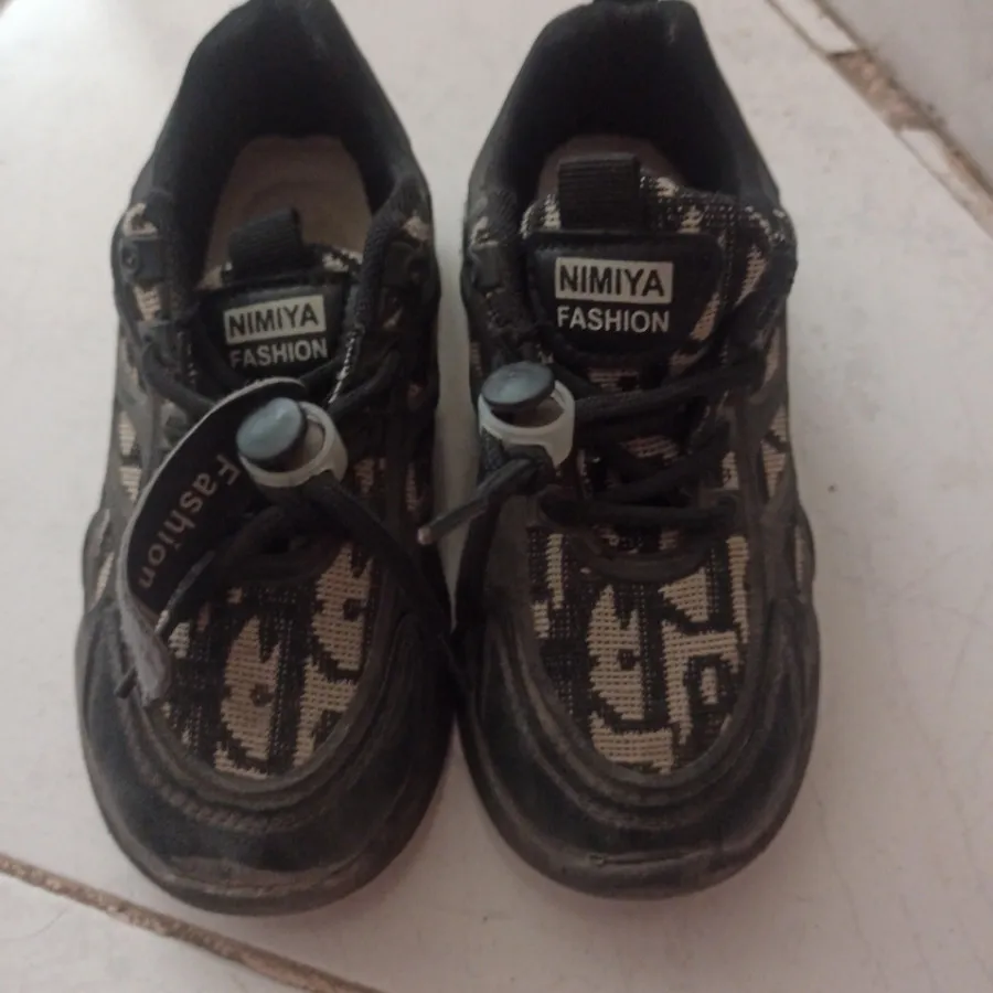 کفش چراغدار