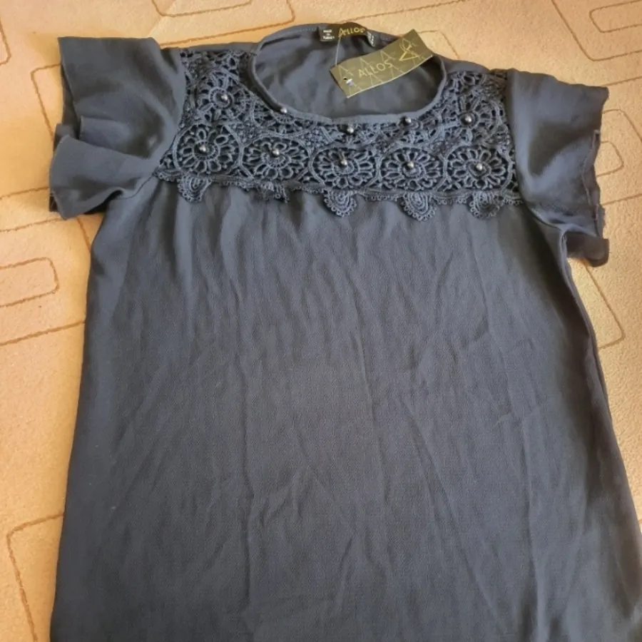 تی شرت سرمه ای یقه گیپور