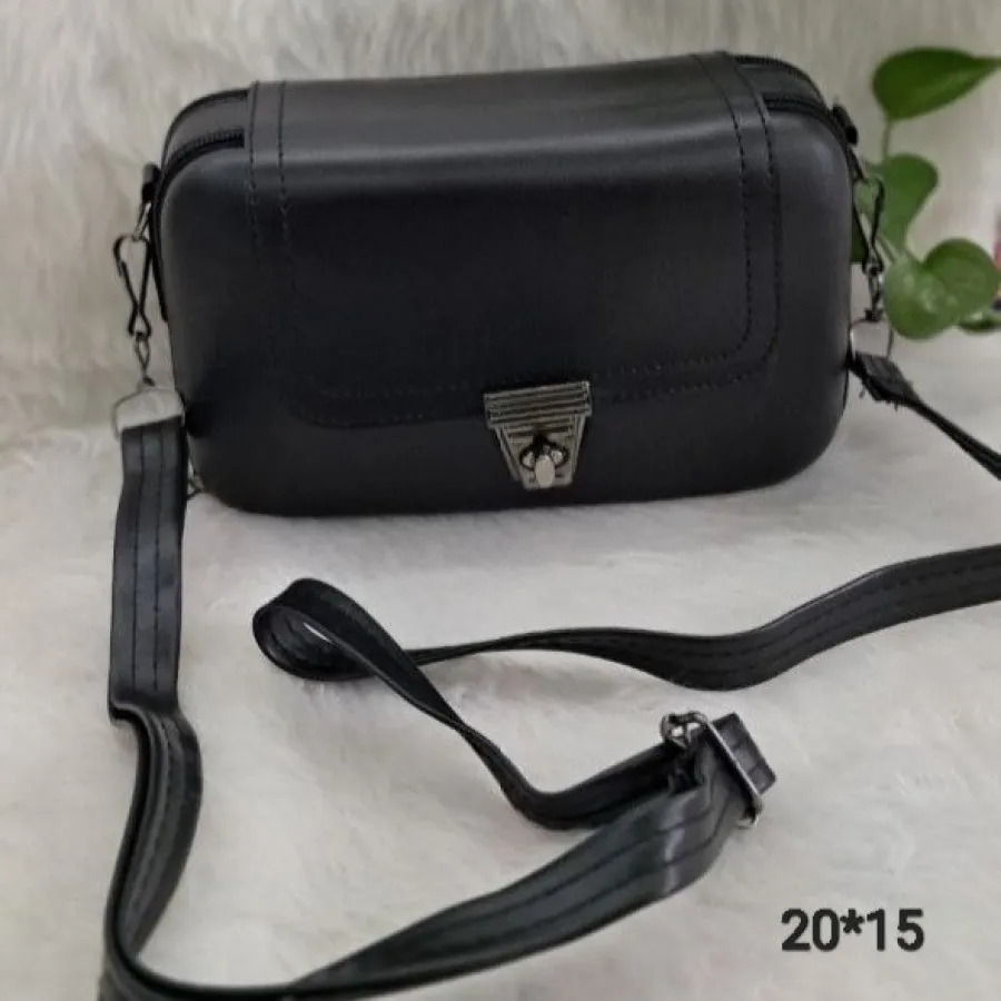 کیف پاسپورتی نیکا